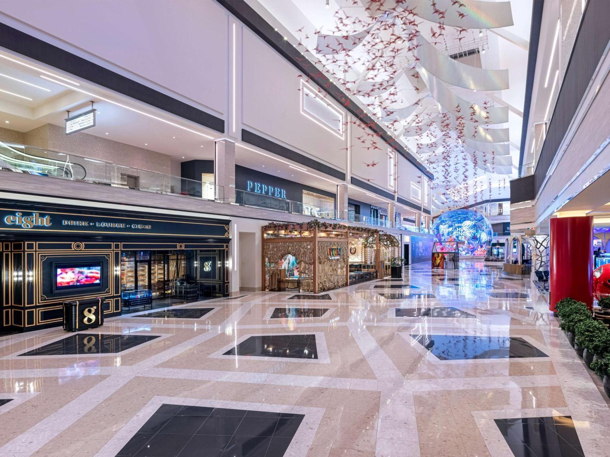 คอนราด ลาสเวกัส แอต รีสอร์ต เวิร์ลด์ Hotel ภายนอก รูปภาพ The shopping mall